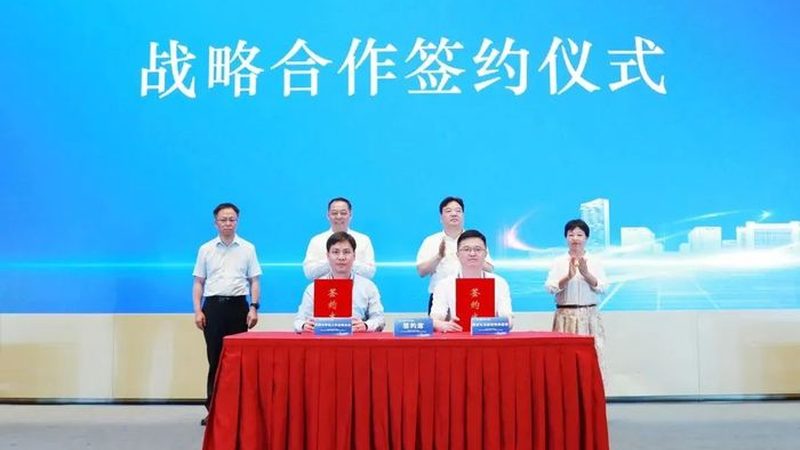 聚氨酯胶粘剂：如何精准选择参数**